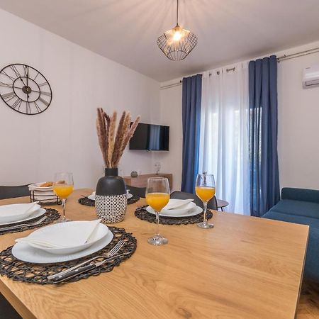 Apartmani A&M Biograd Na Moru Exterior foto