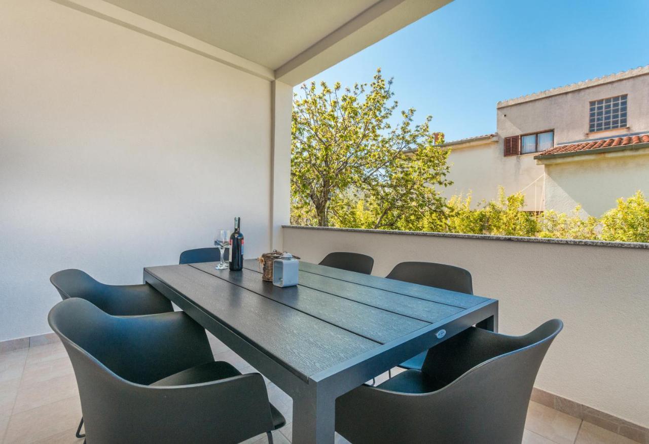 Apartmani A&M Biograd Na Moru Exterior foto