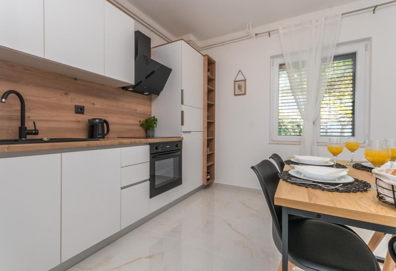 Apartmani A&M Biograd Na Moru Exterior foto