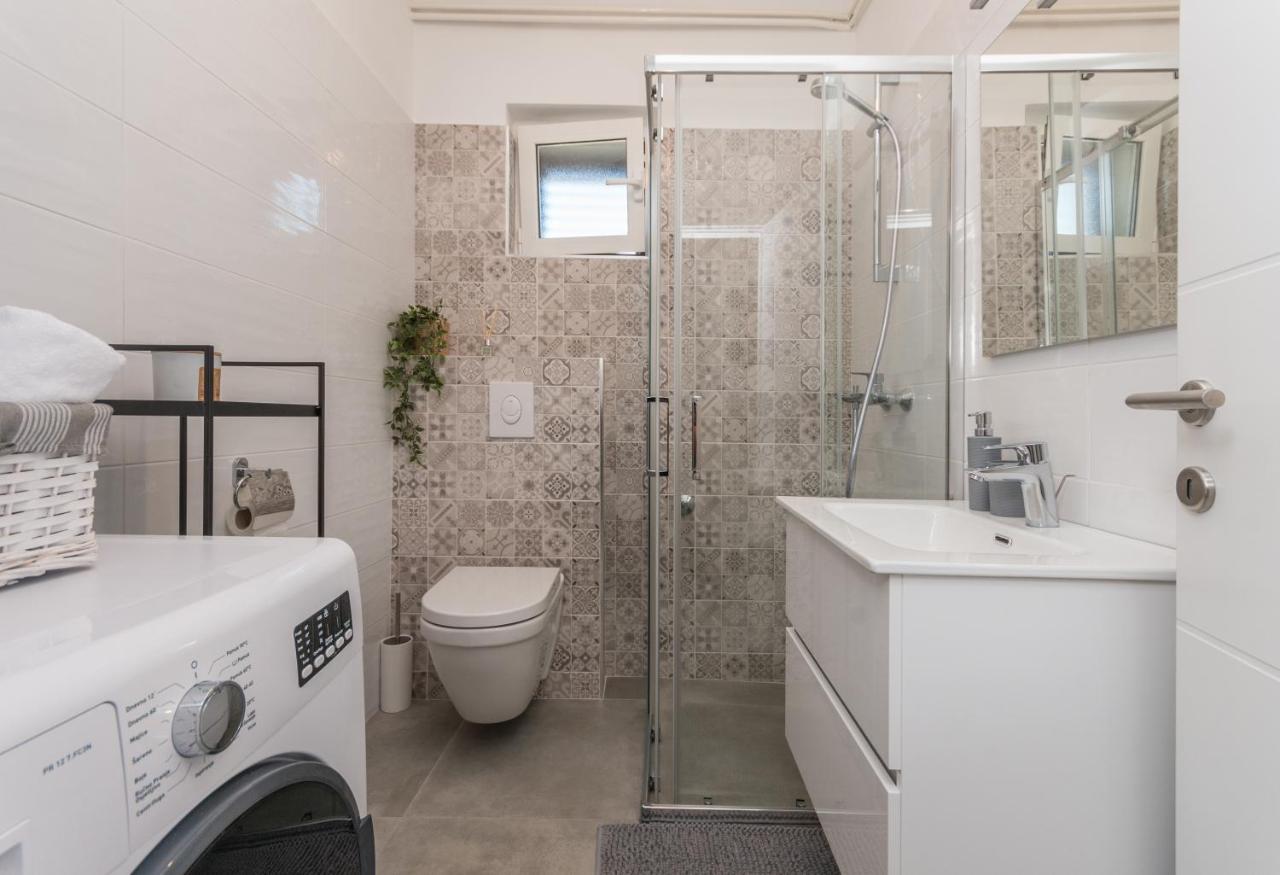 Apartmani A&M Biograd Na Moru Exterior foto