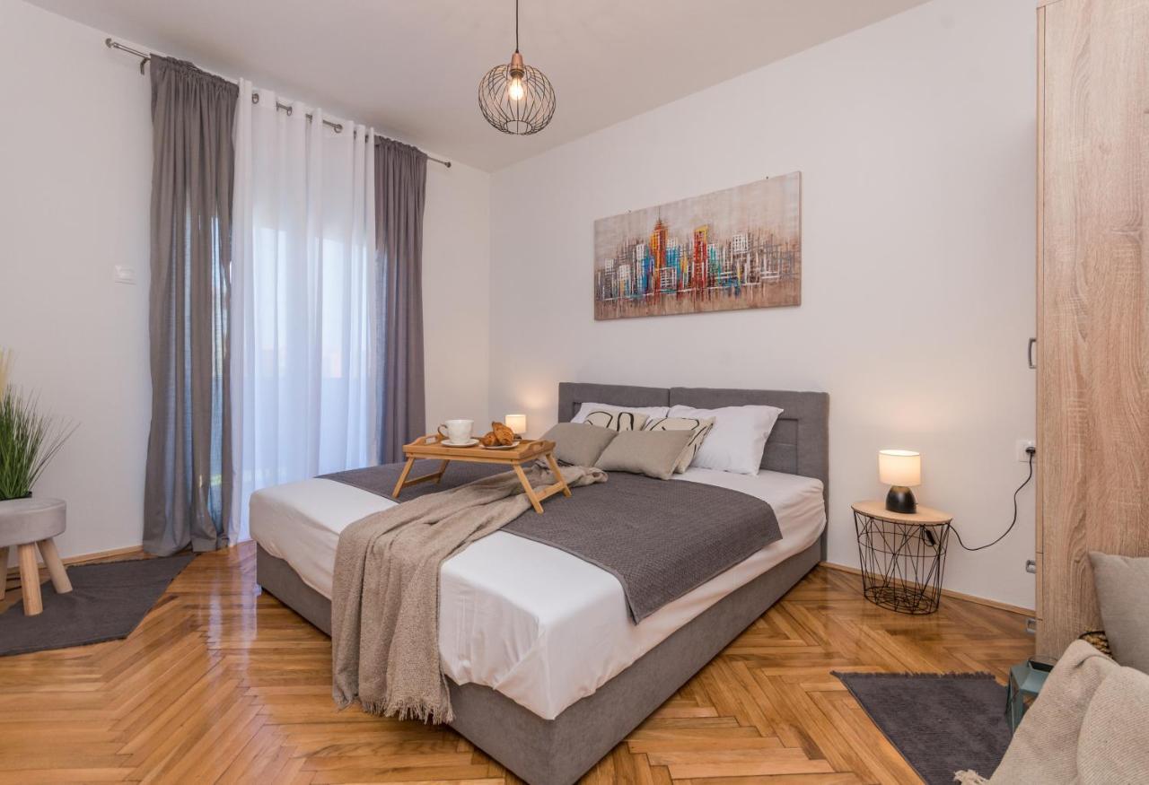 Apartmani A&M Biograd Na Moru Exterior foto